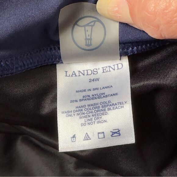 Lands’ End Women's Plus Size Tummy Control Swim Skirt Swim Bottoms Size 24W - Picture 10 of 10